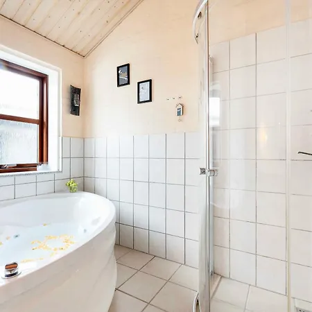 펜션 Summerhouse By The Limfjord - In North Jutland *